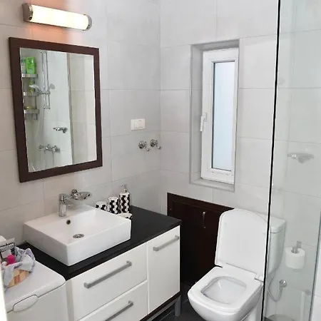 Apartment Lux Location Quiet Place In Center- 50m2 *