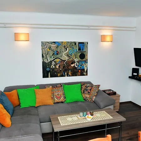 Lux Location Quiet Place In Center- 50m2